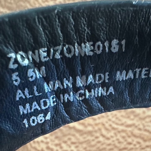 Steve Madden Open Toe Sandals - Picture 12 of 15